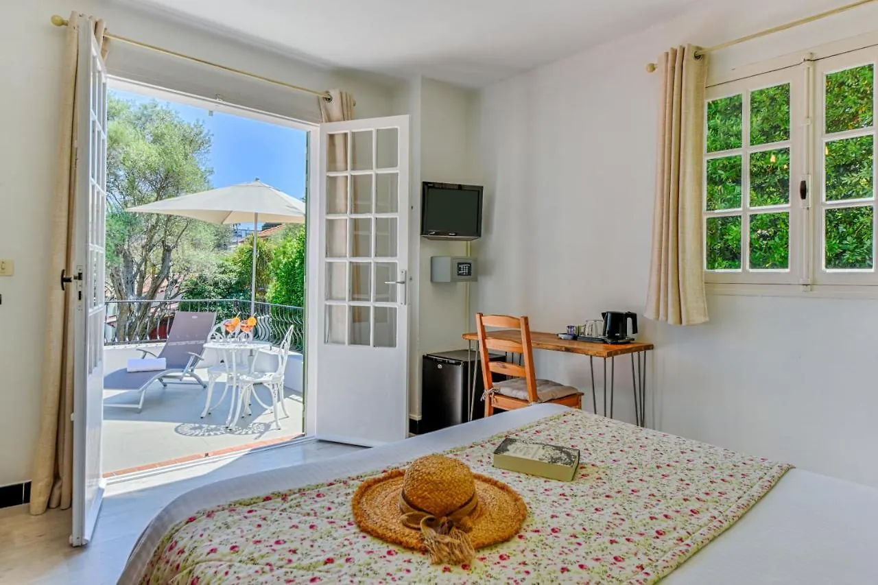 Hotel Mas Djoliba Antibes 3*,