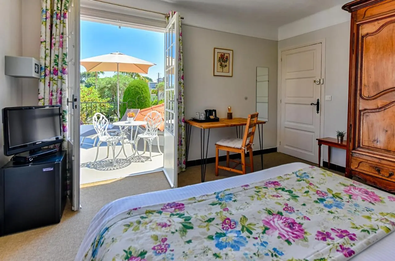 ***  Mas Djoliba Hotell Antibes Frankrike