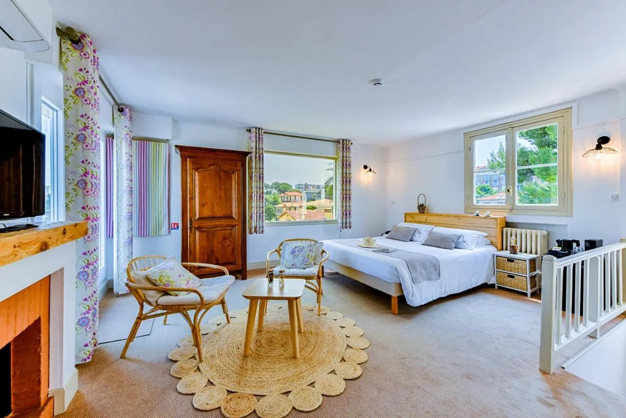 Mas Djoliba Hotell Antibes