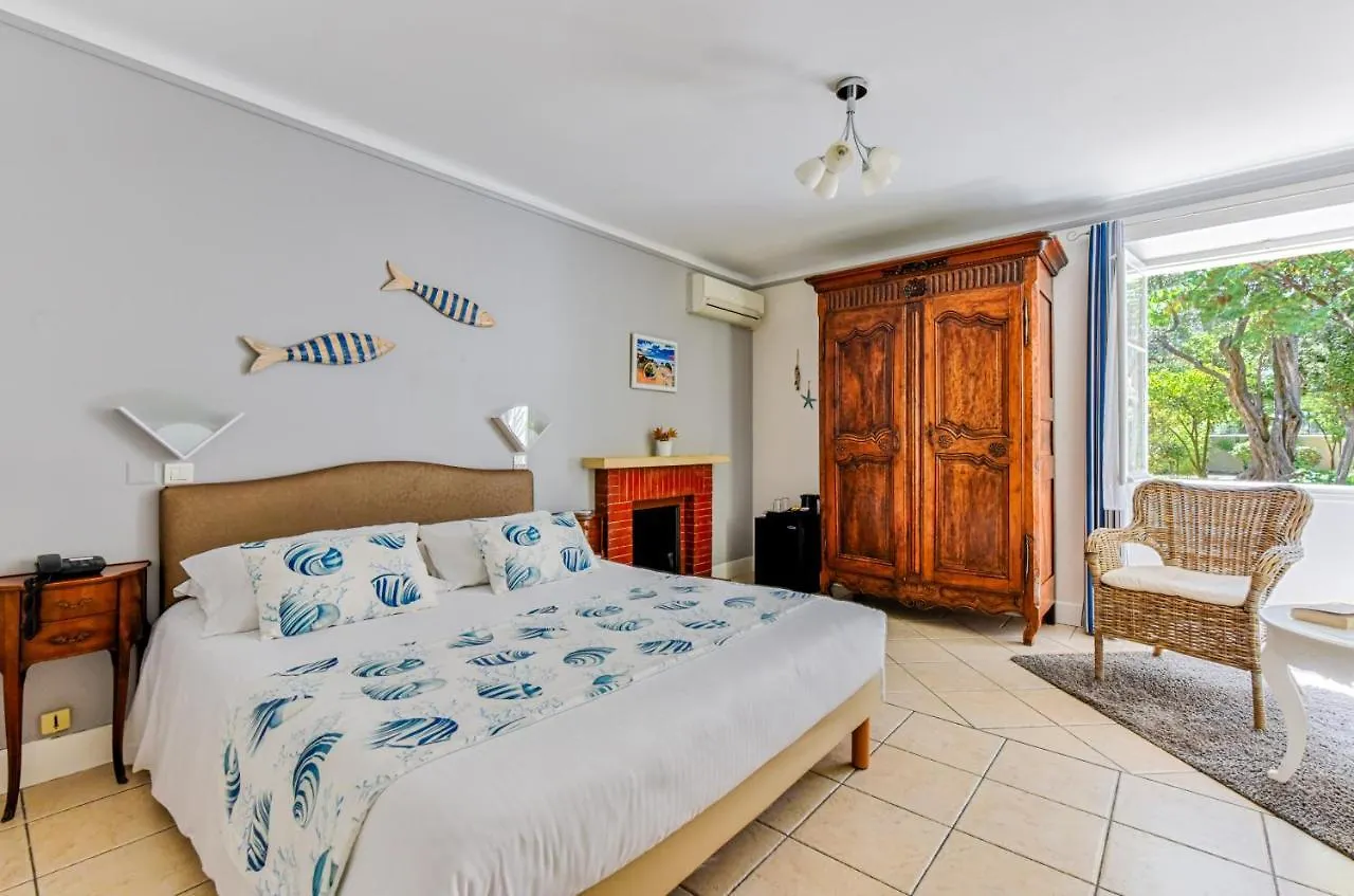 Mas Djoliba Hotell Antibes