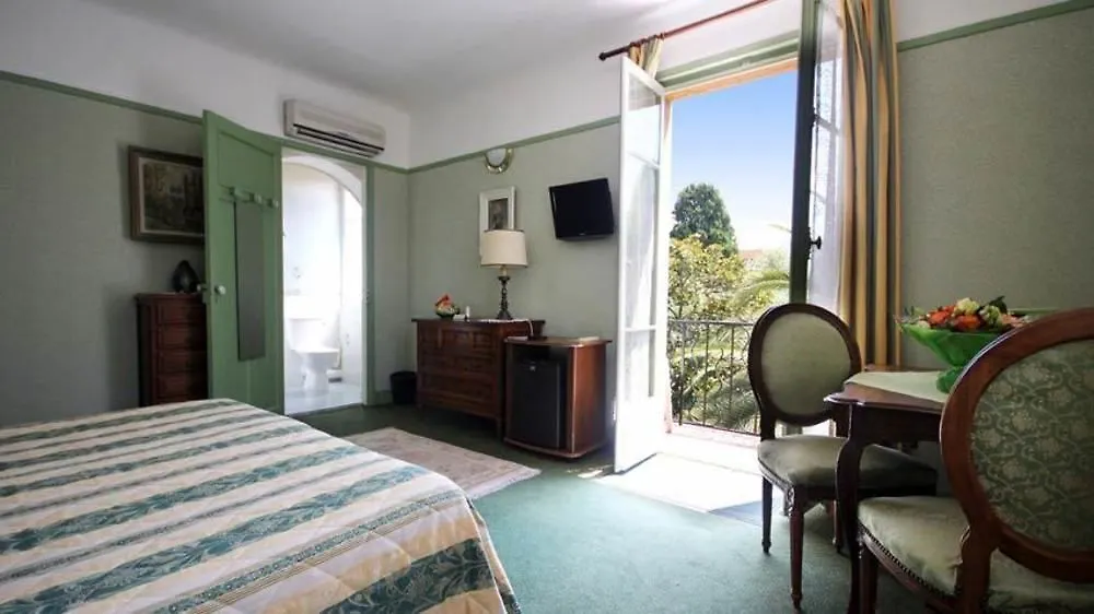 ***  Mas Djoliba Hotell Antibes Frankrike