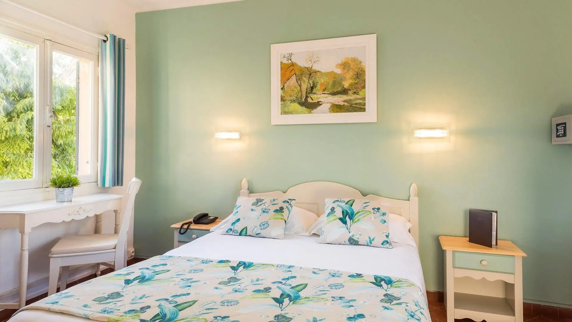 Mas Djoliba Hotell Antibes